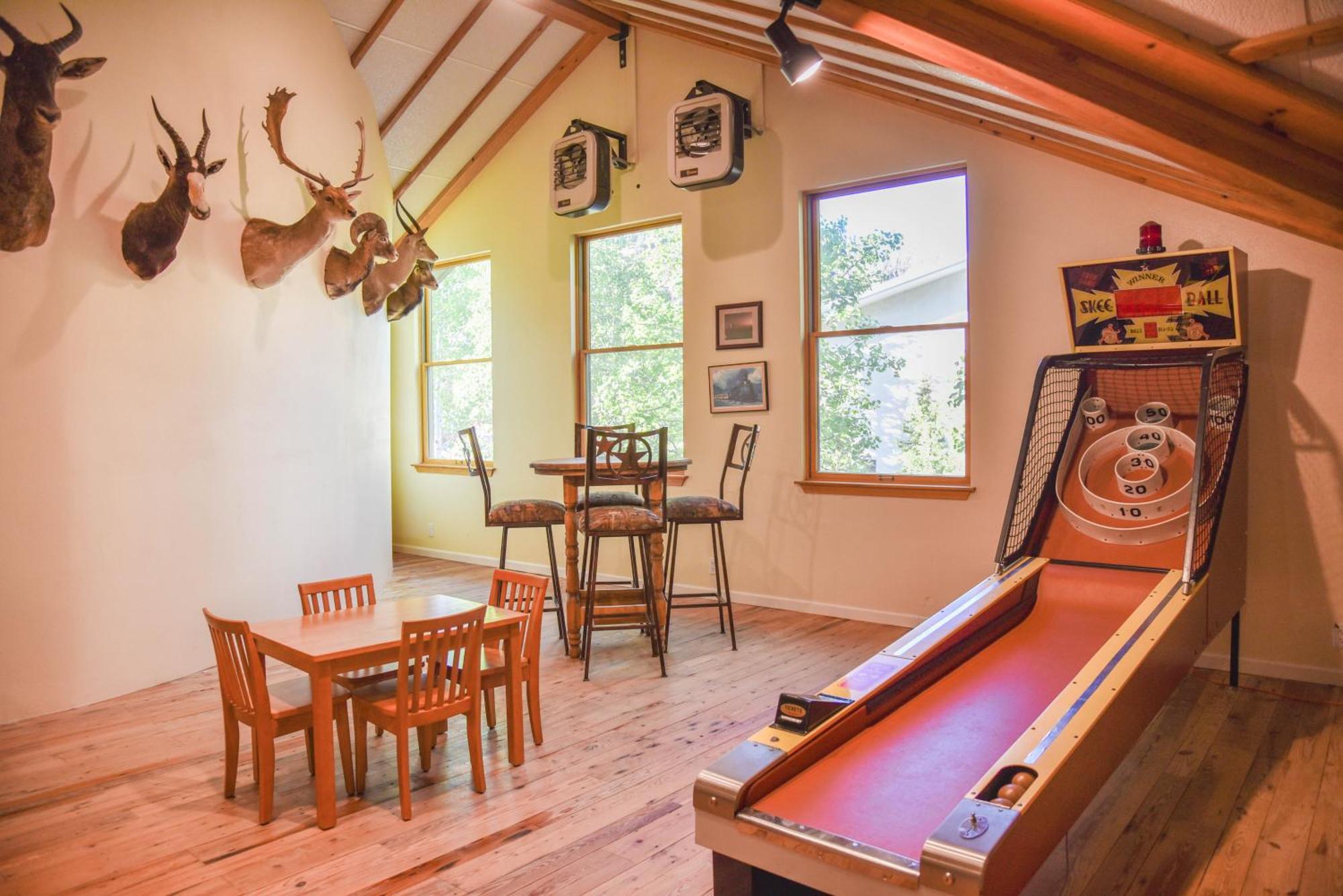 River Lyric Lodge - Formerly Double Dog Red River Luaran gambar